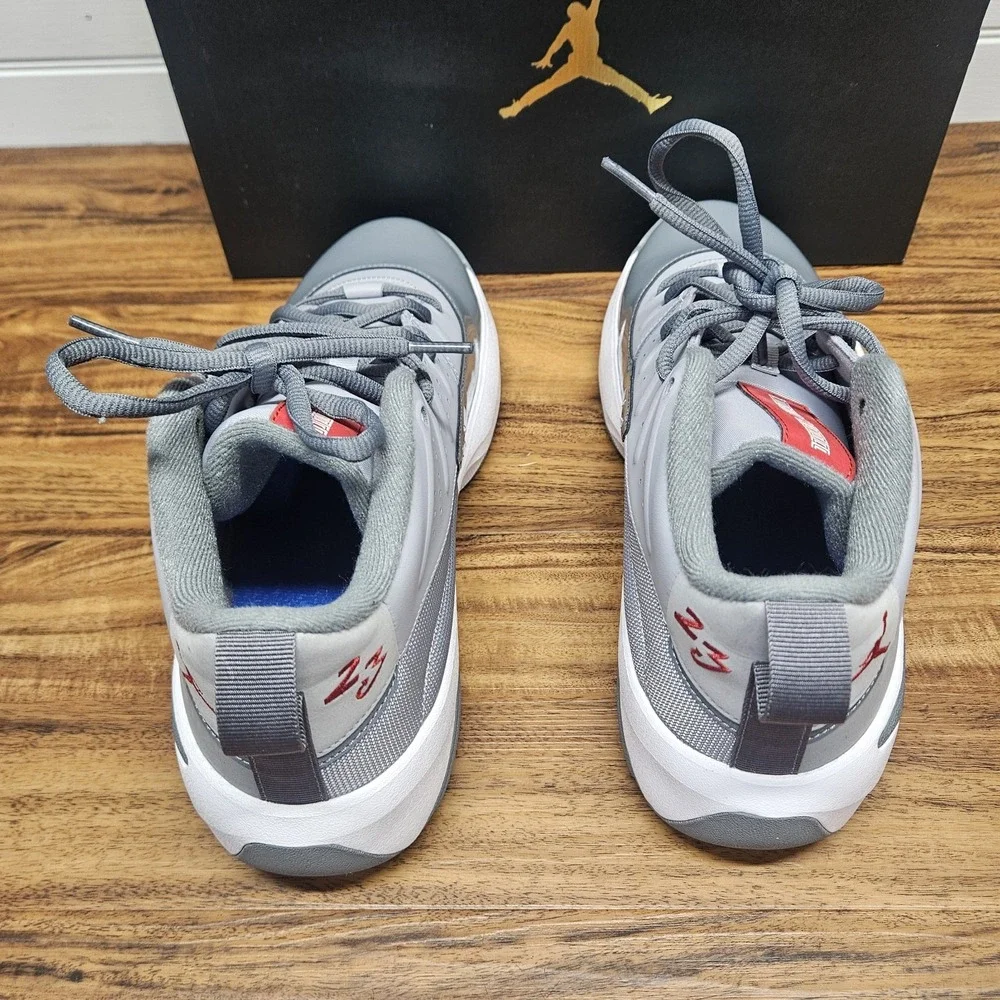 Jordan Max Aura 7 Shoes Wolf Grey and Varsity Red Mens Size 11